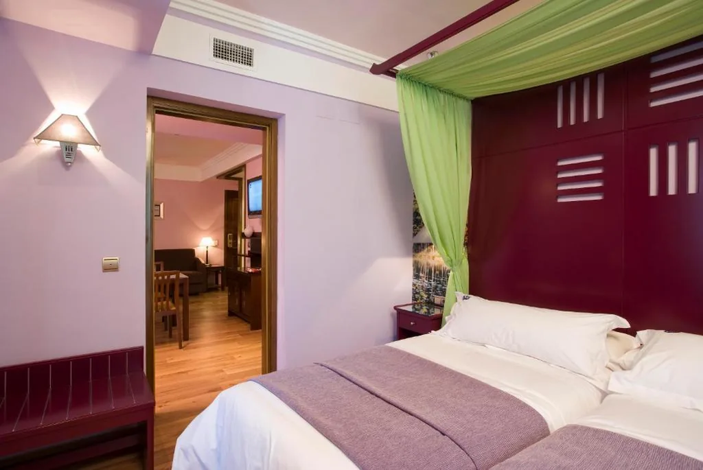 Suite Superior — Suites Gran Vía 44