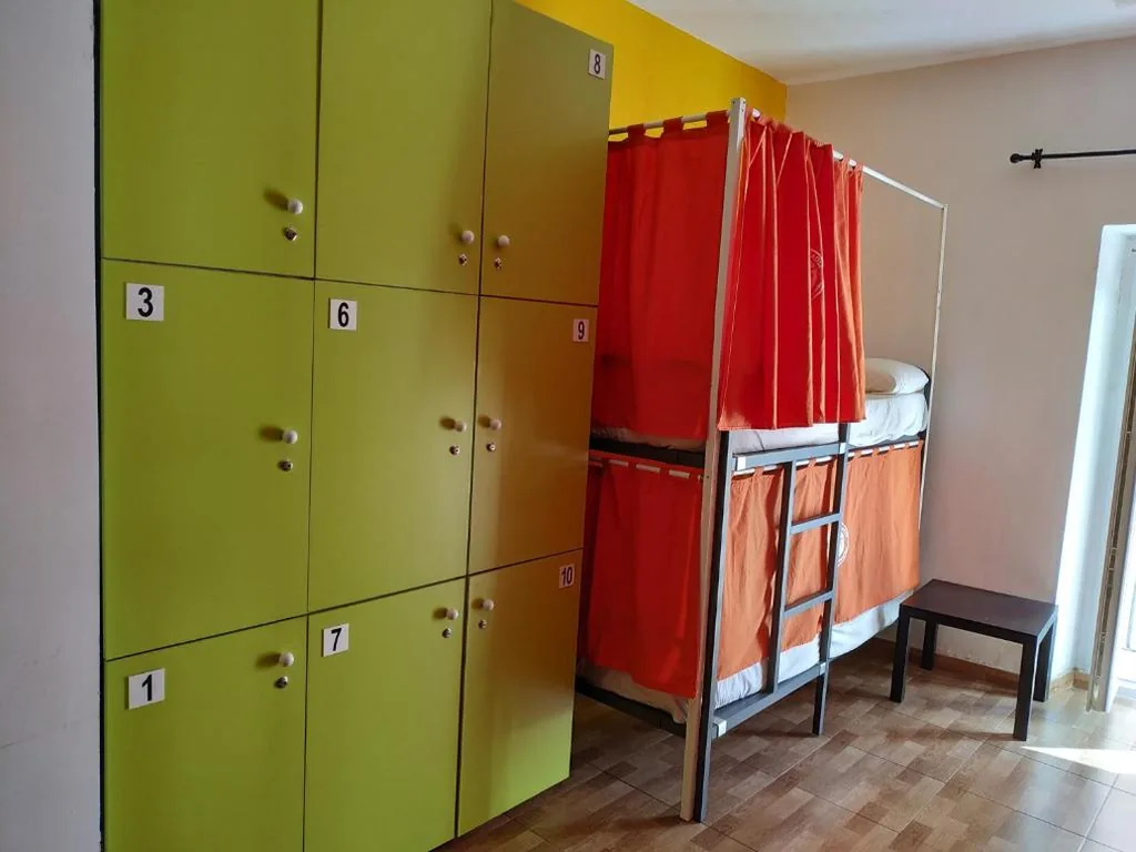 Posto letto in dormitorio misto da 10 letti — Summer Cádiz