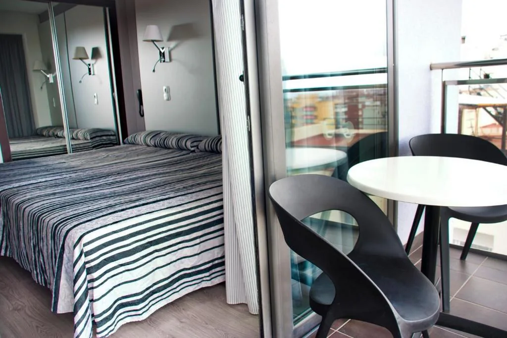 Habitación cuádruple — Summer Hotel