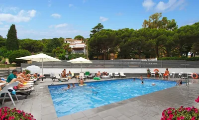 Summer Hotel — foto 4