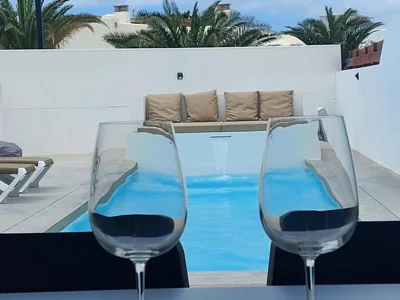 Sun Sea villa-heated pool — foto 10