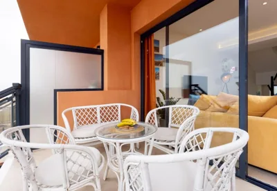 Sunny Castillo Apartment — photo 9