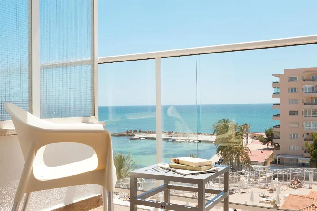 Camera doppia con vista sul mare - 2 letti — Sunprime Waterfront Adults Only