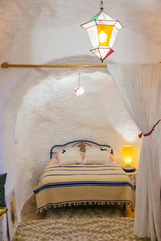 Sunrise House in Granada