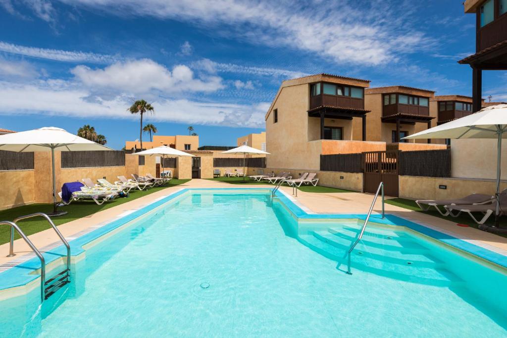 Sunset Beach 4 Bedroom Villa 200m to Beach+Fast WIFI