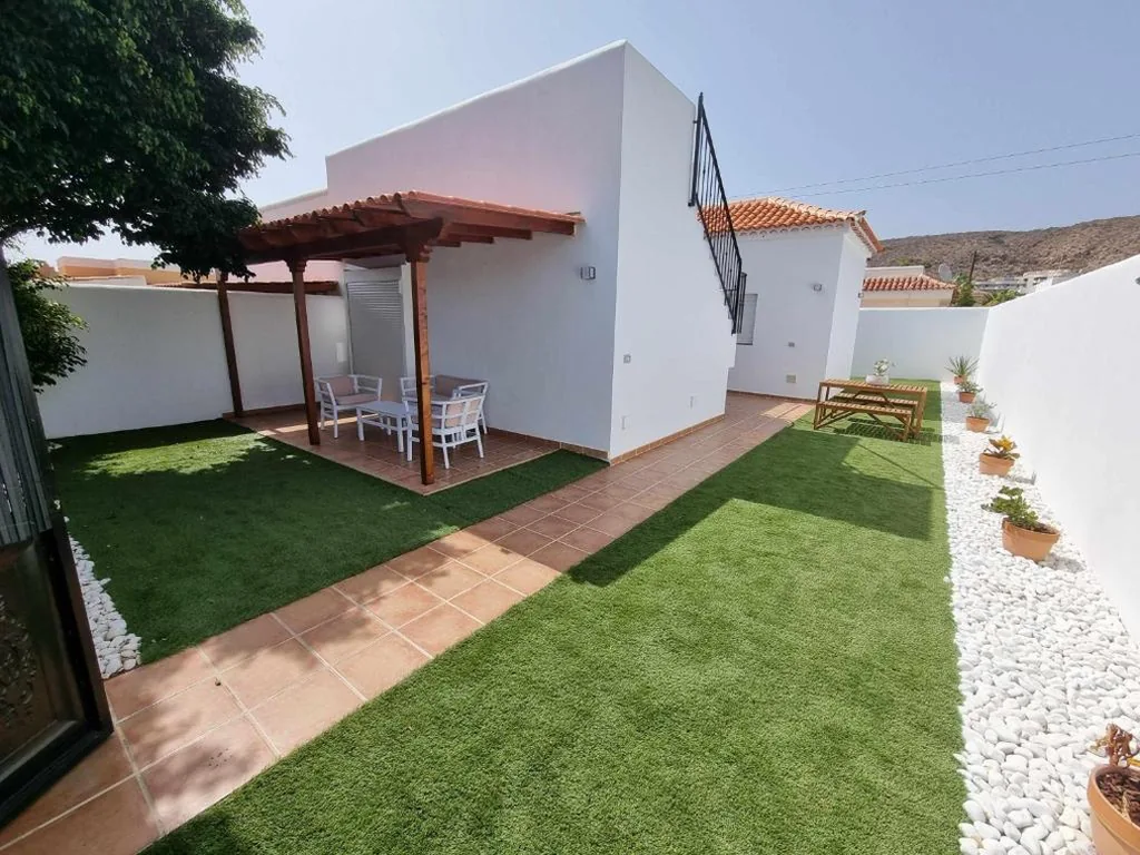 Ferienhaus mit 2 Schlafzimmern — Sunset Bungalow Ocean View Palm Mar