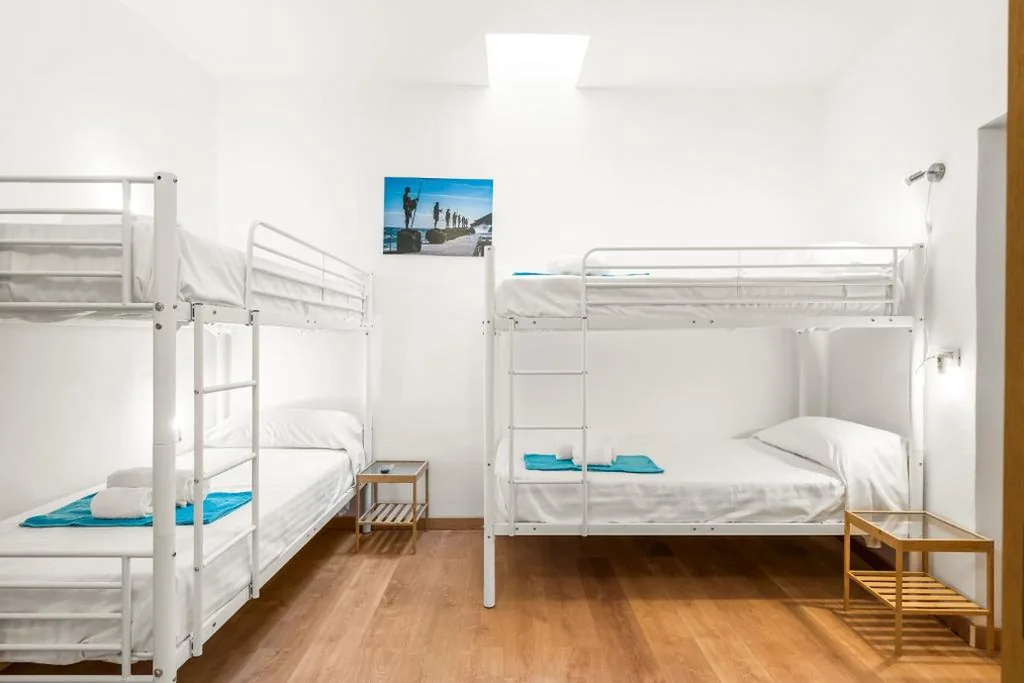 Camera quadrupla con bagno privato — sunset lodge
