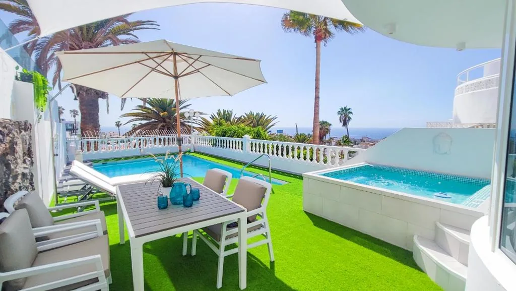 Villa de 2 dormitorios — Sunset Suite - private pool and jacuzzi with oceanview