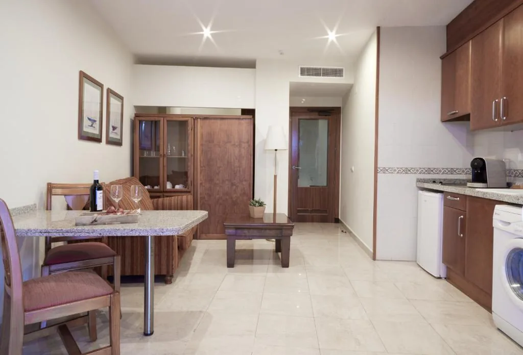 Apartment mit Meerblick — Sunway Playa Golf & Spa Sitges