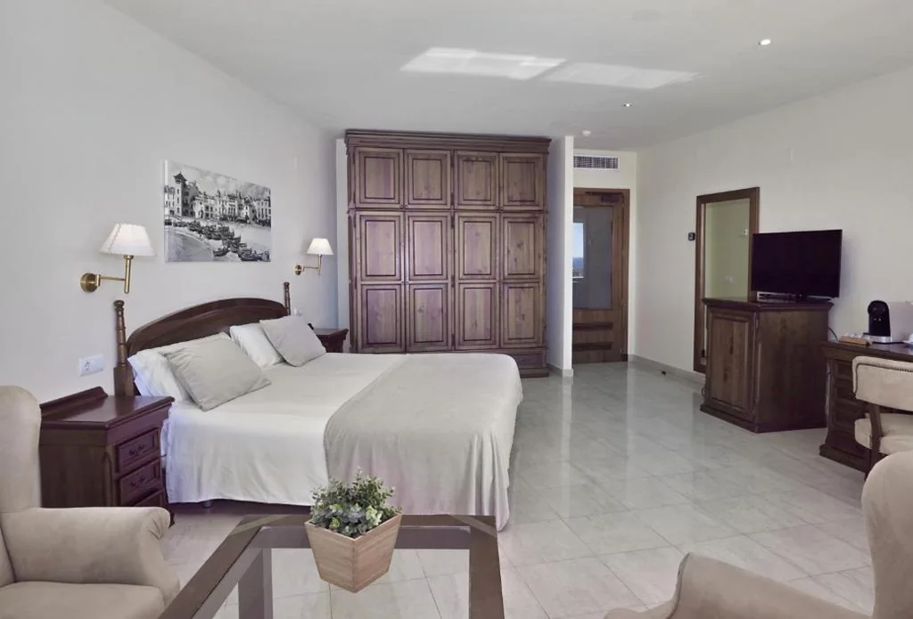 Superior-Zimmer mit Meerblick – 2 Betten (2 Erwachsene) — Sunway Playa Golf & Spa Sitges