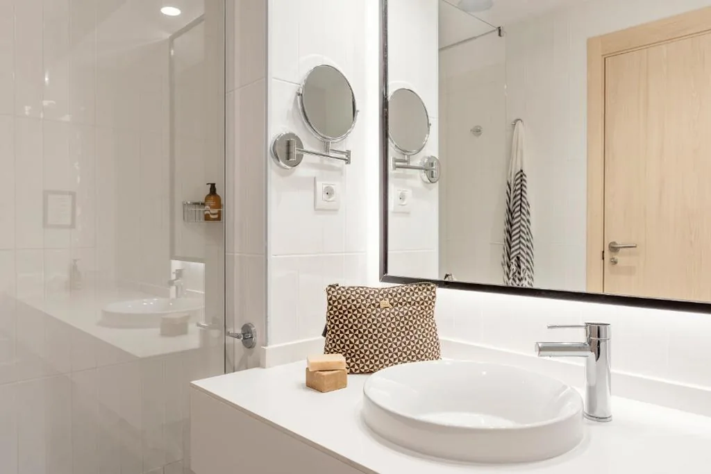 Suite con vistas a la piscina y balcón — Sunwing Fañabe Beach