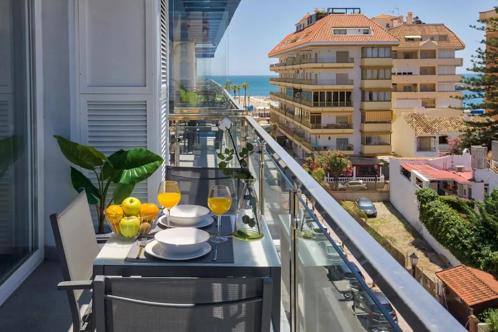 Appartement met 2 slaapkamers en 1 badkamer — Sur Suites La Dorada, centricos soleados a pocos metros de la Playa y con Parking Opcional