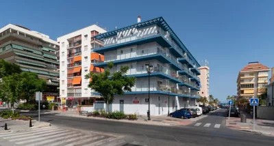 Sur Suites La Dorada, centricos soleados a pocos metros de la Playa y con Parking Opcional — foto 6