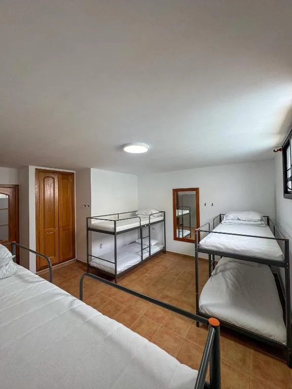 Posto letto in dormitorio misto da 6 letti — Surf and Stay House