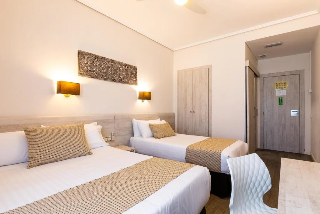 Camera doppia - 1 o 2 letti — Sweet Hotel Continental