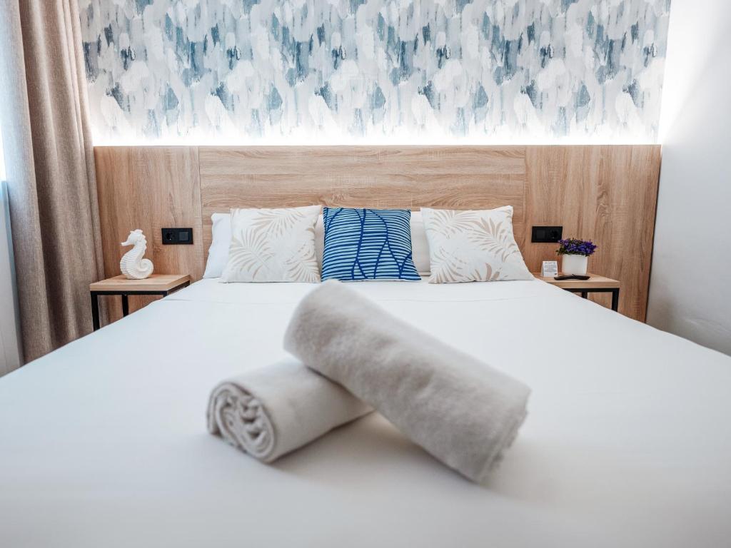 Sweet Lloret Suites - Smart Hotel