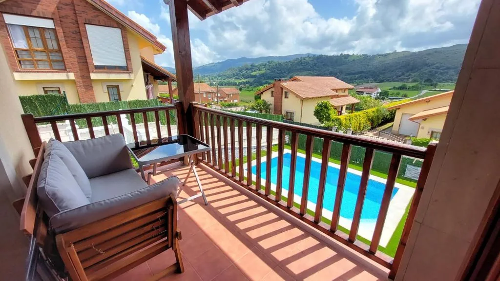 Three-Bedroom House — sweethome el cerro