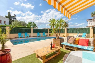 SWIMING-POOL house in dowtown, beach, WIFI — foto 2