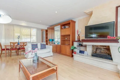 SWIMING-POOL house in dowtown, beach, WIFI — foto 4