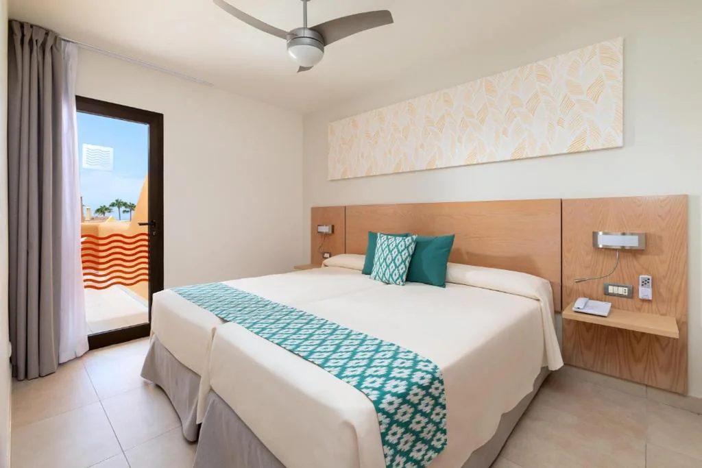 Deluxe tweepersoonskamer (4 volwassenen) — Tagoro Family & Fun Costa Adeje