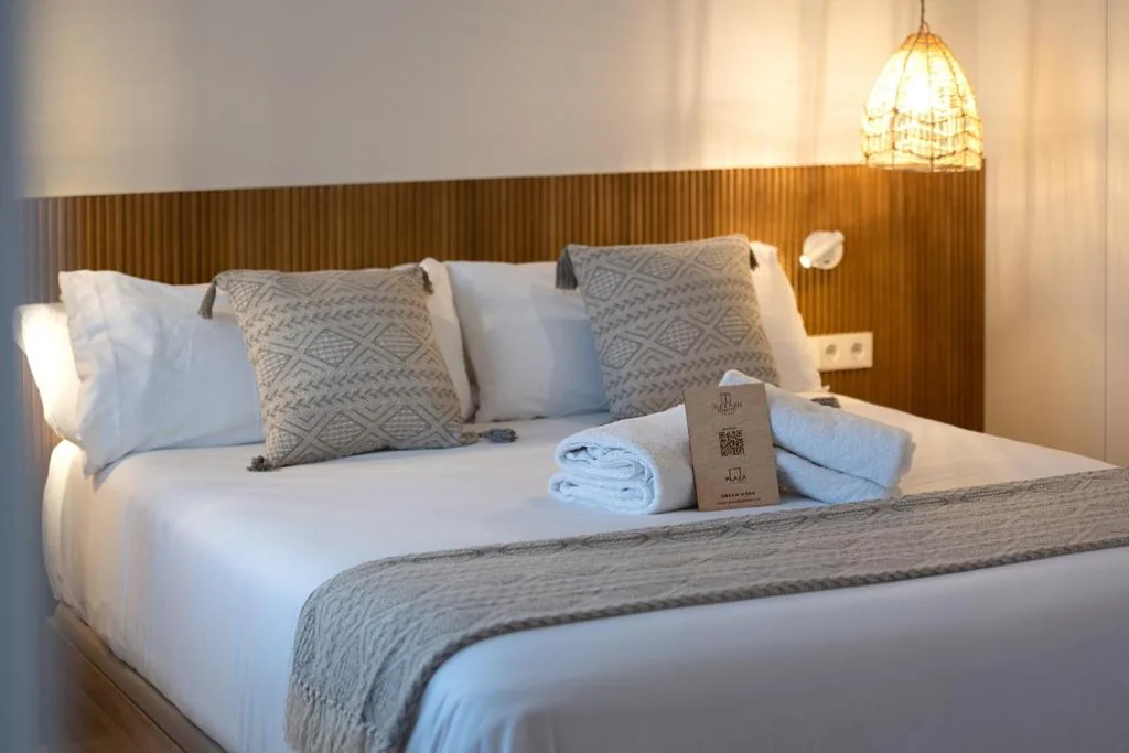 デラックスファミリールーム — Talaia Plaza EcoResort Begur