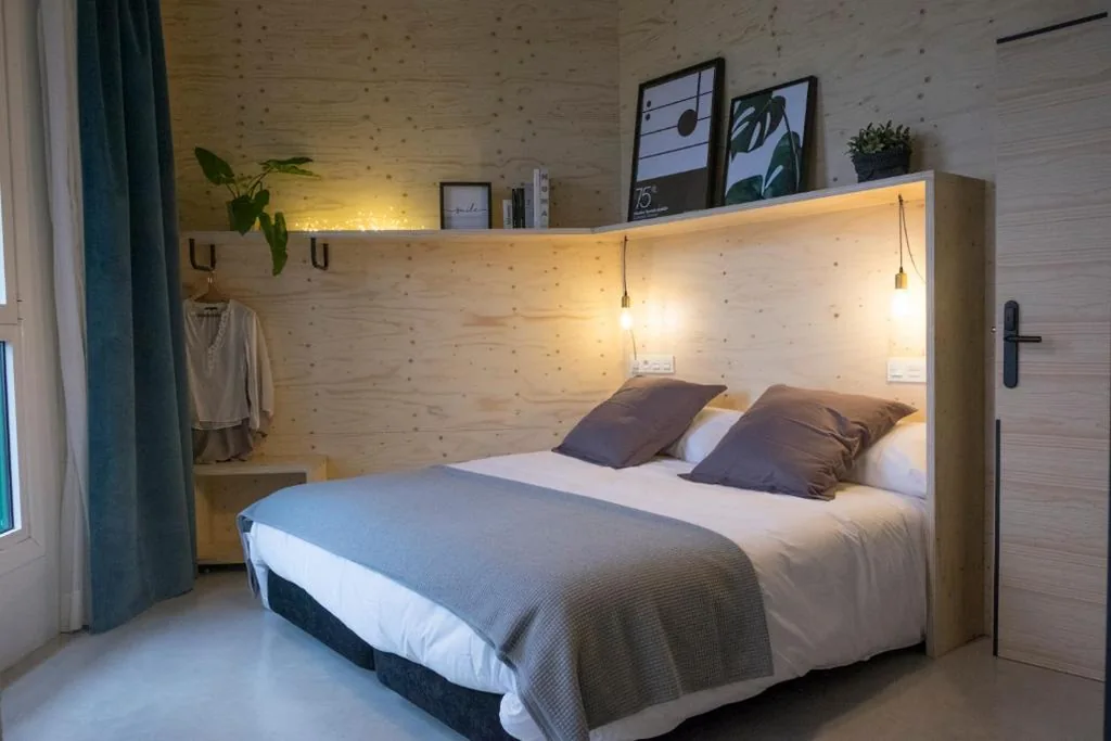 Chambre double adaptée aux personnes à mobilité réduite — Talo Urban Rooms