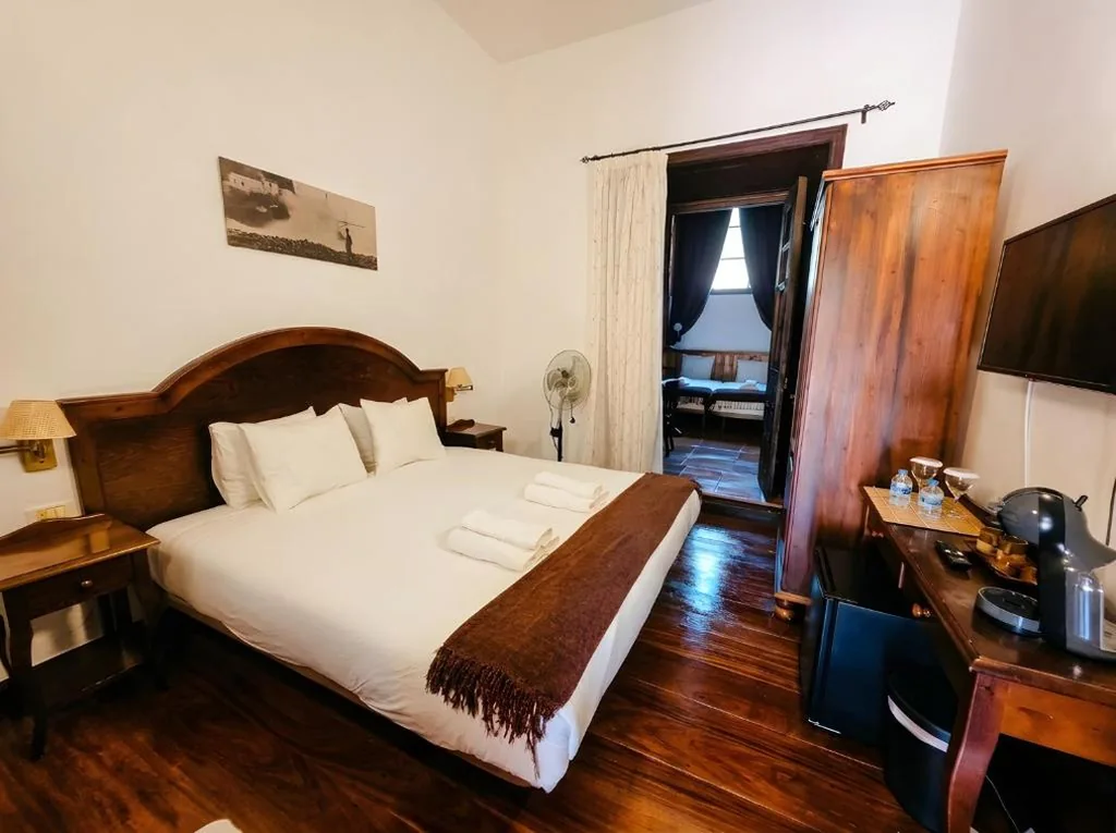 Habitación Cuádruple con vistas a la montaña — Tamahuche Hotel Rural