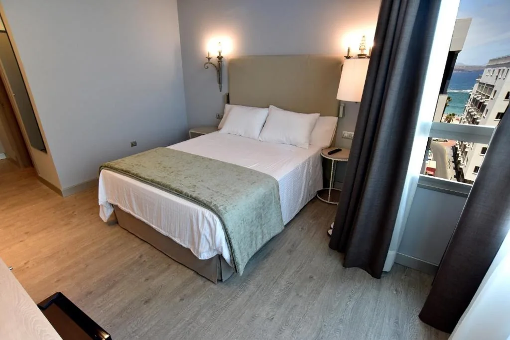 Habitación Doble adaptada para personas con movilidad reducida — TC Hotel Doña Luisa