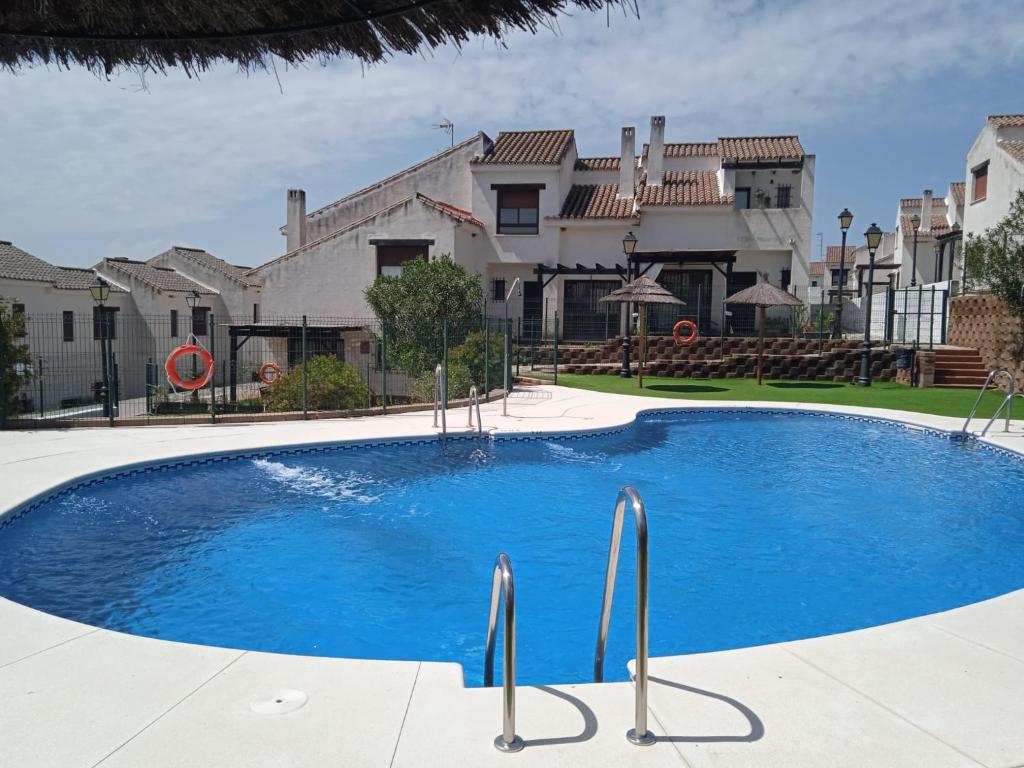 TEJADILLA Casita Rural Cerca de Sevilla con Piscinas