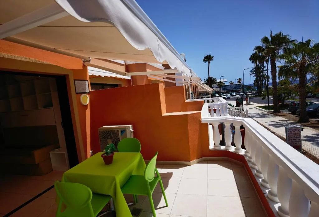 带露台和侧面海景的度假屋 — Tenerife Royal Gardens - Las Vistas TRG - Viviendas Vacacionales