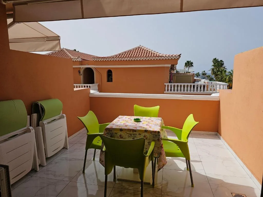 带露台和侧面海景的度假屋 — Tenerife Royal Gardens - Las Vistas TRG - Viviendas Vacacionales