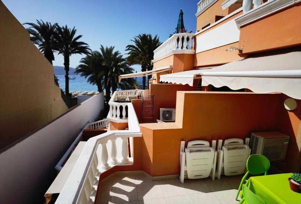 带露台和侧面海景的度假屋 — Tenerife Royal Gardens - Las Vistas TRG - Viviendas Vacacionales