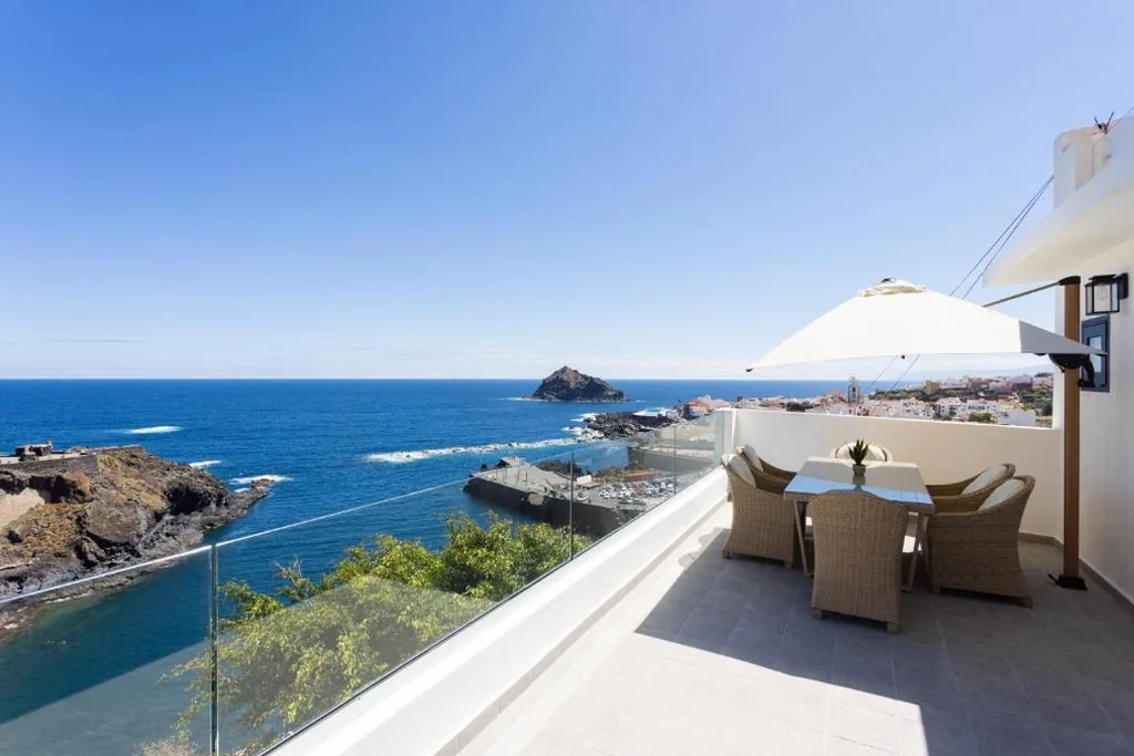 Villa mit 3 Schlafzimmern — TenoHomes Lava and Atlantic Views Garachico