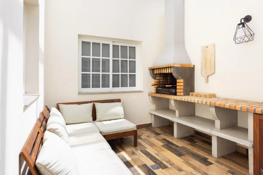 Three-Bedroom House — TenoHomes Spacious Buenavista House & BBQ