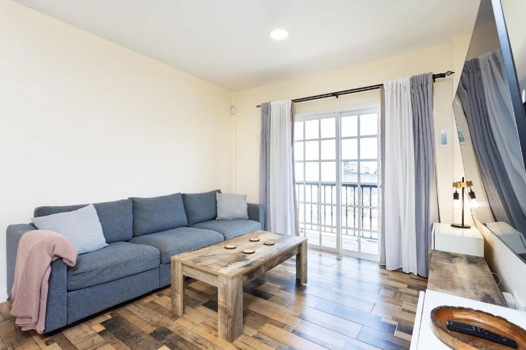 TenoHomes Spacious Buenavista House & BBQ
