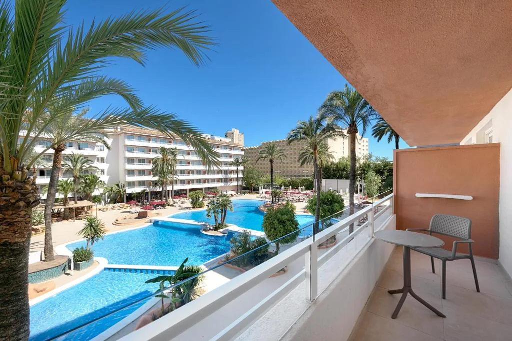 Suite con vista sulla piscina (2 adulti) e brunch illimitato — tent Calvia Beach