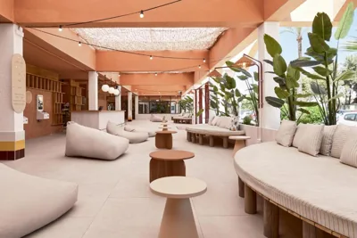 tent Calvia Beach — foto 8