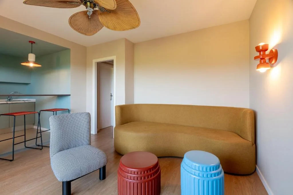 Suite mit Bergblick und unbegrenztem Brunch (2 Erwachsene + 1 Kind) — tent Mojito Suites