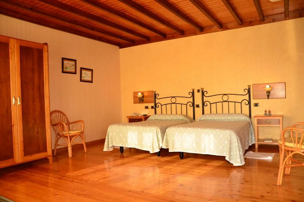 Habitación Doble Estándar - 2 camas — TERRA de Lestrove - Quality Rooms
