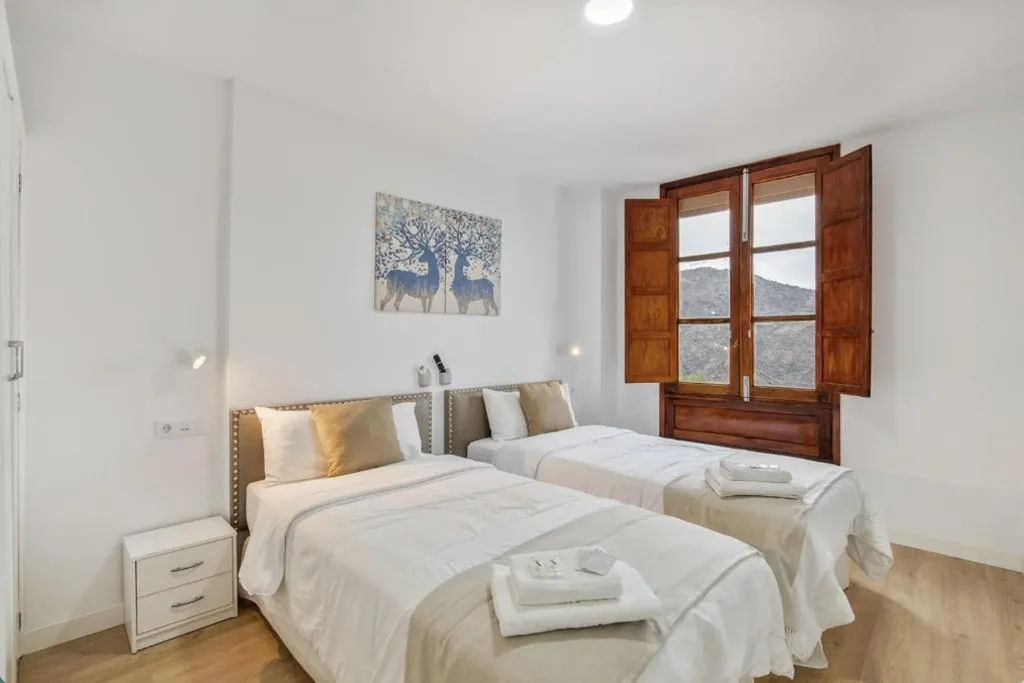 Quarto Duplo com casa de banho privativa — TeXeda Room Suites