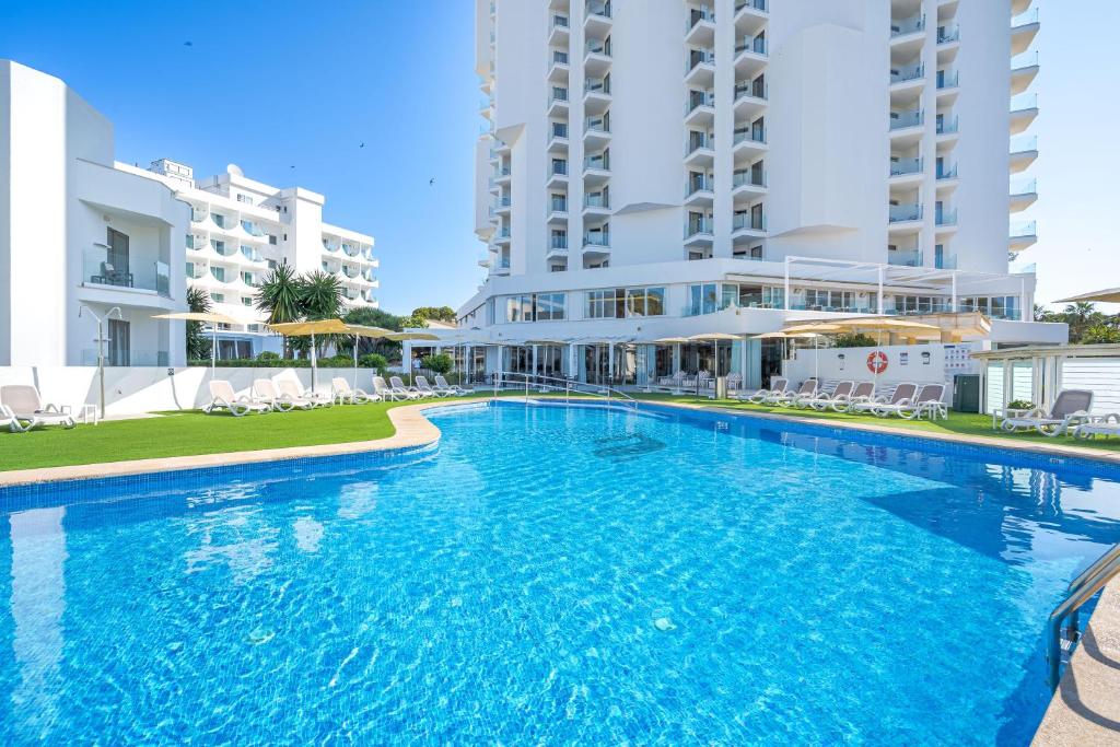 THB Maria Isabel - Adults Only