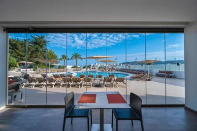 THB Ocean Beach - Adults Only — 照片 12