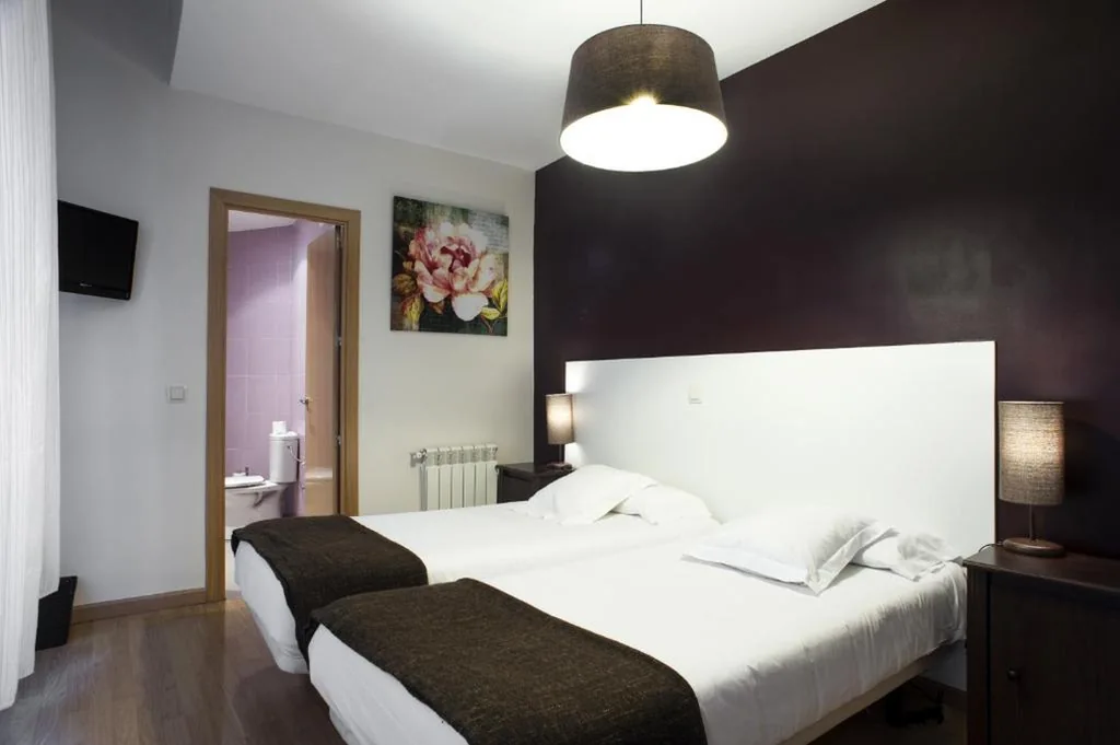 Habitación Doble - 2 camas — THC Gran Via Hostel