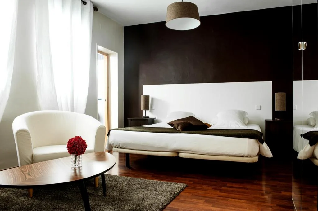 Habitación Doble Superior - 1 o 2 camas — THC Gran Via Hostel