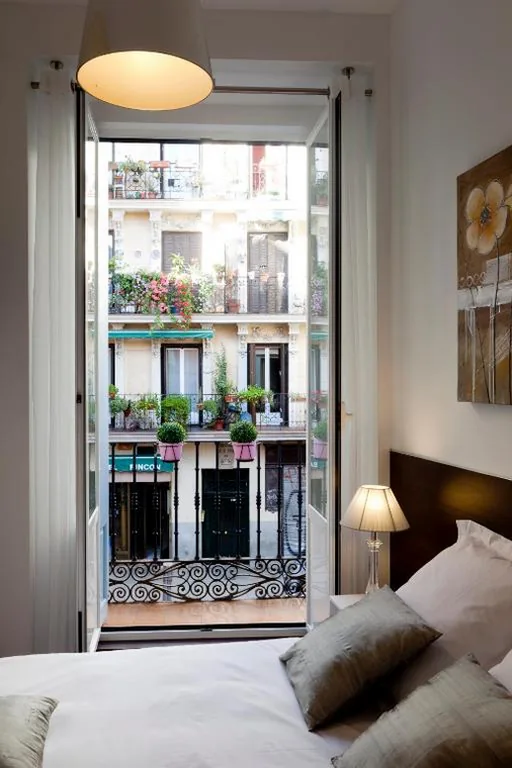 THC Latina Hostel
