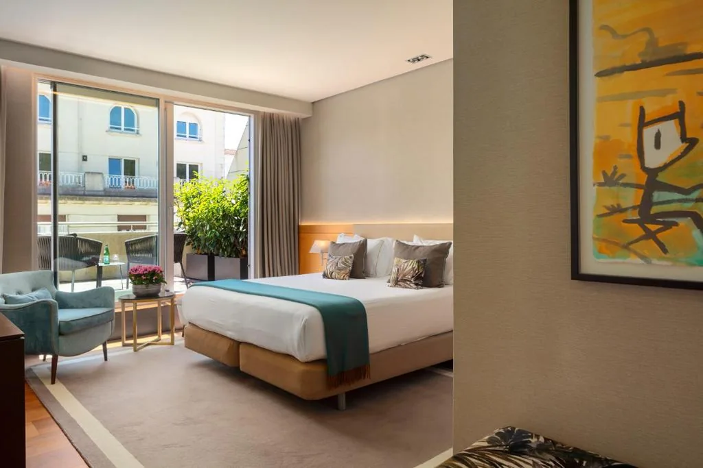 Suite Junior con terraza — The Artist Grand Hotel of Art