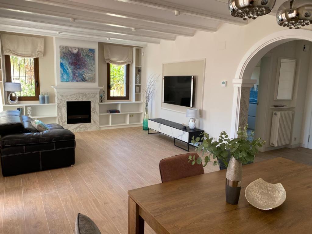 THE BEST HOLIDAY VILLA