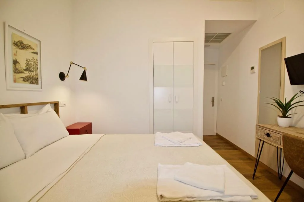 Quarto Duplo — The Bridge Huertas - Hostal