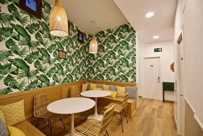 The Bridge Huertas - Hostal — foto 3