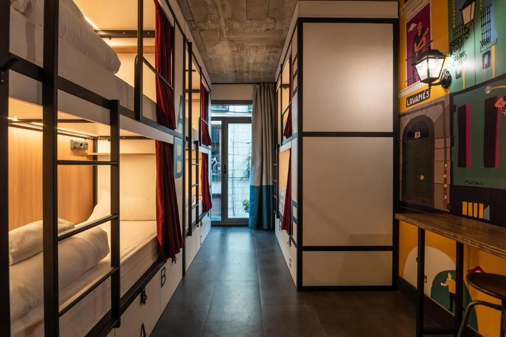 Bett im gemischten Schlafsaal mit 6 Betten — The Central House Madrid Lavapiés